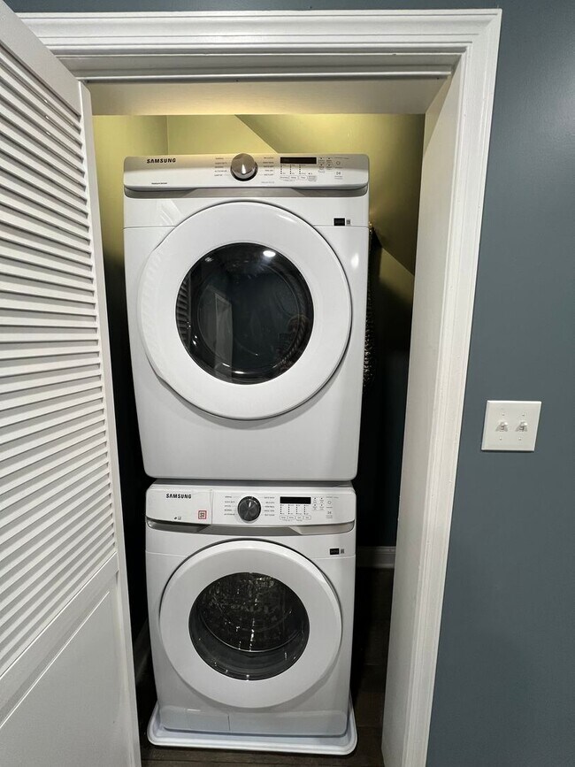 Building Photo - 2020 McCulloh St