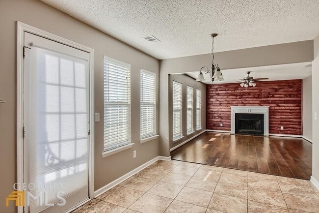 Building Photo - 145 Cotton Dr