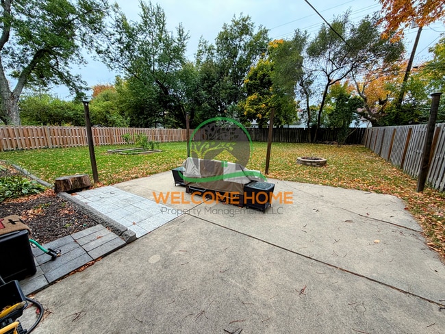 Building Photo - Carlisle Rd