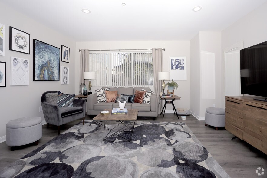 Terra Apartments Canoga Park Ca Apartment Finder Terra Apartments