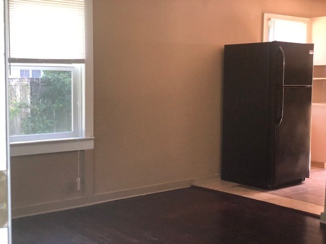 Wood floors in living room. - 3758 Alta Vista Dr E