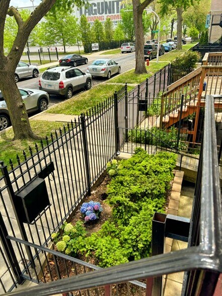 Gated entry - 1618 S Washtenaw Ave