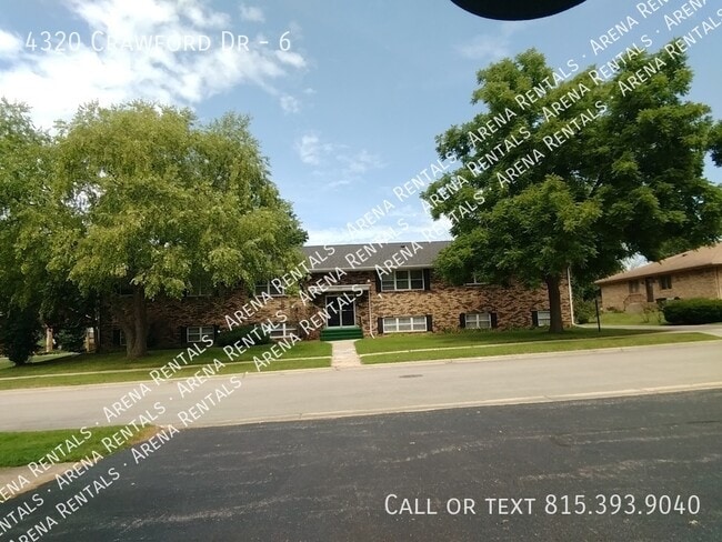 Building Photo - 4320 Crawford Dr