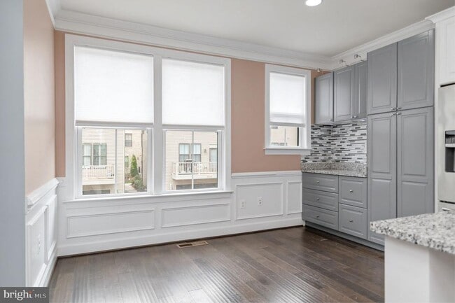 Building Photo - 3697 Ambrose Hills Rd