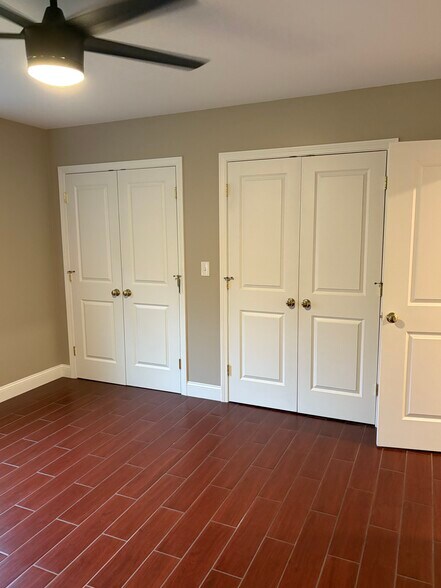 Building Photo - 9 Woodduck Ln