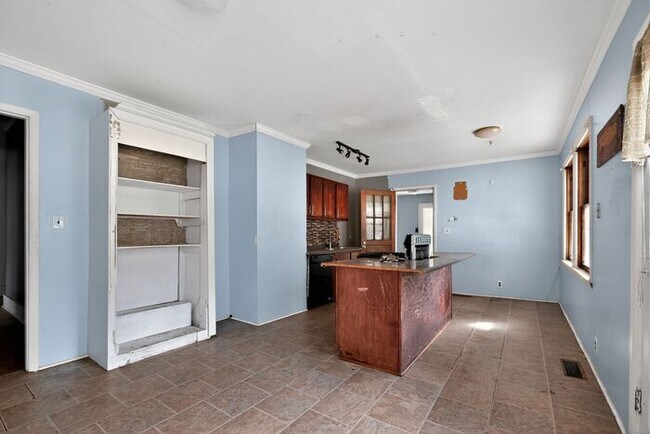 Building Photo - 322 Arlington Ave