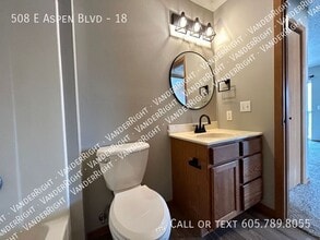 Building Photo - 508 E Aspen Blvd