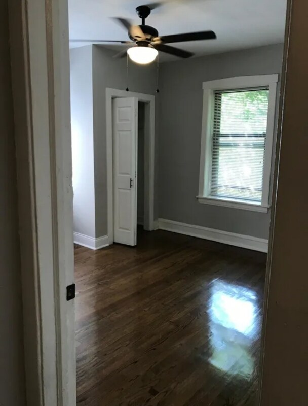 Building Photo - 3607 S King Dr