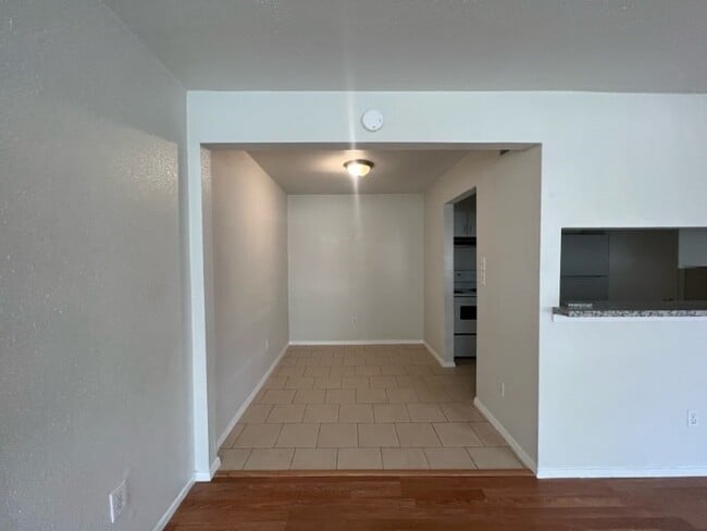 Building Photo - 12651 Ashford Meadow Dr