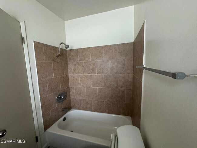 Building Photo - 13507 Victory Blvd