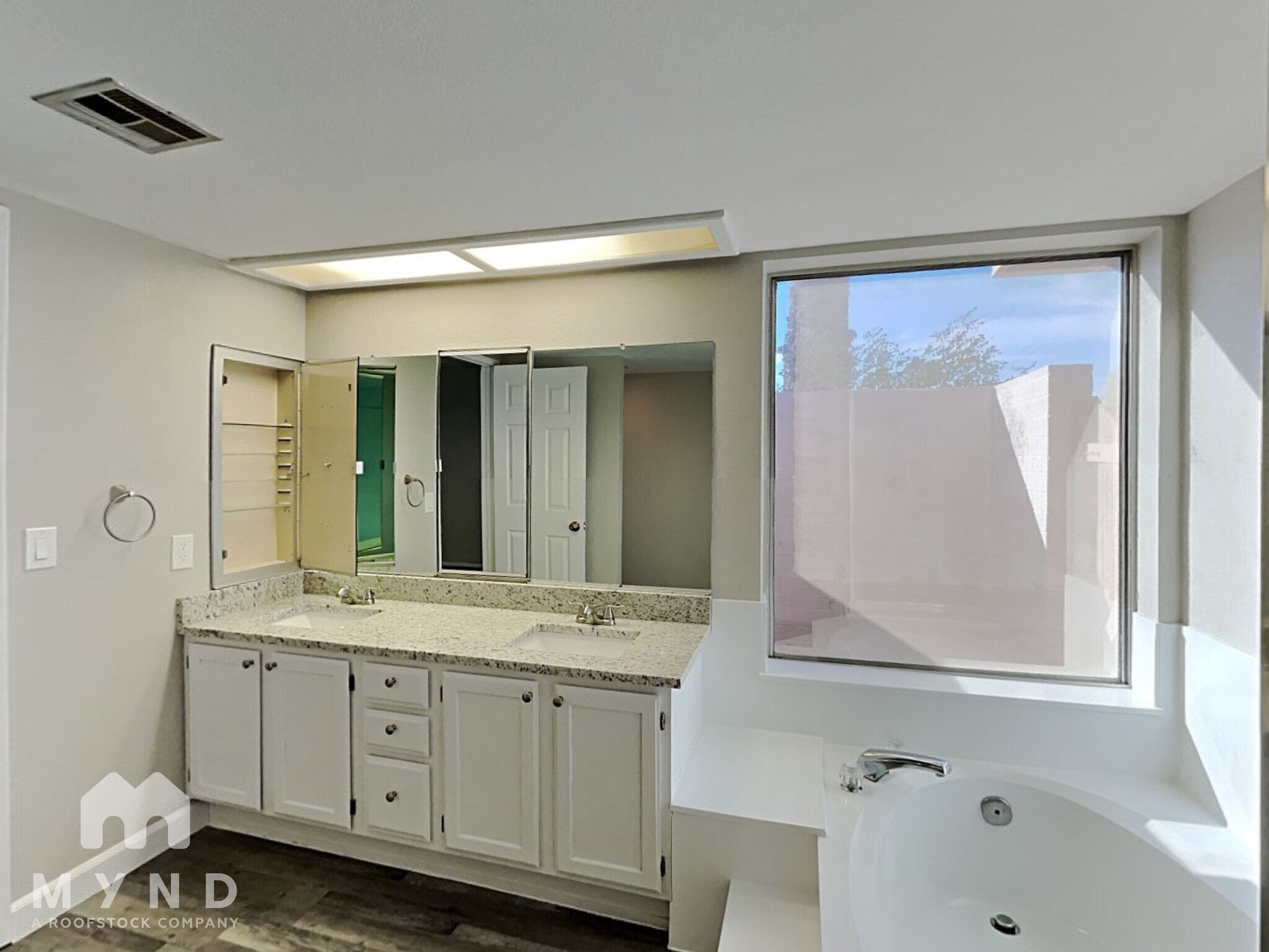 Building Photo - 19028 N 7th Dr