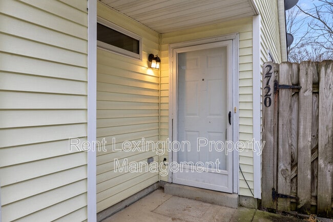 Building Photo - 2720 Chelsea Woods Ct