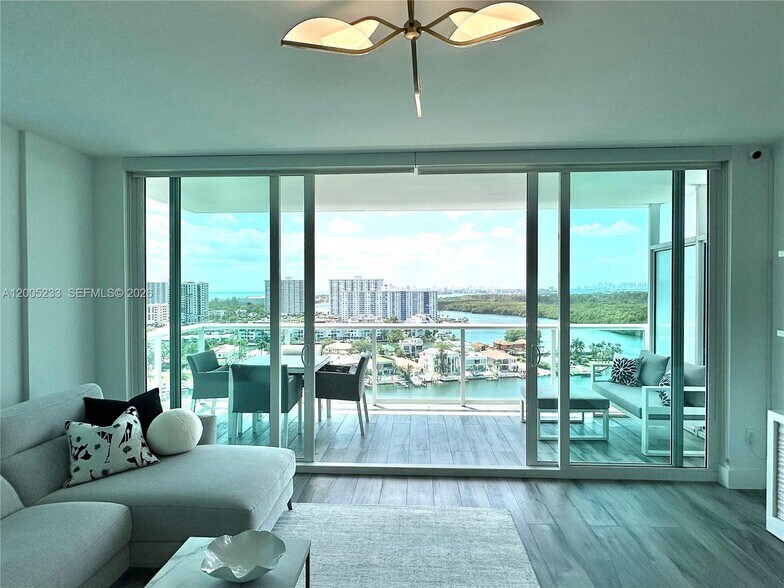 Building Photo - 400 Sunny Isles Blvd