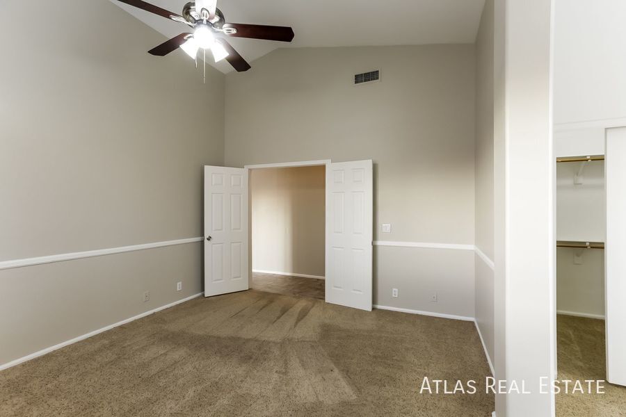 Building Photo - 931 N Beck Ct