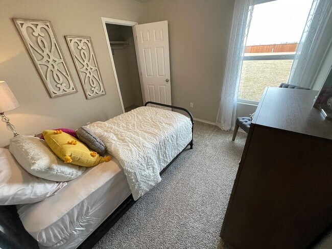 Building Photo - 16244 S 87th E Ave