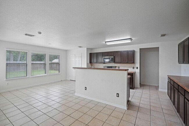 Building Photo - 1334 Flatrock Creek Dr