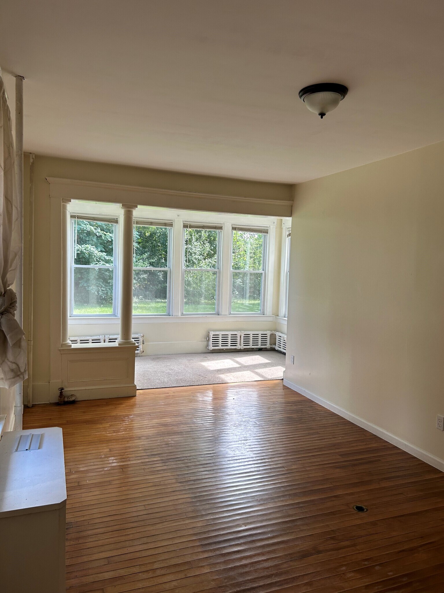 Building Photo - 415 NY-146