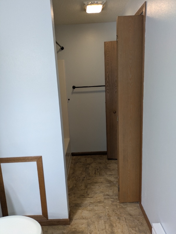 Building Photo - 307 13th Ct