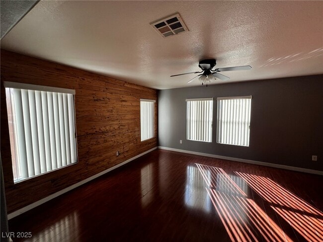 Building Photo - 6593 Pacific Screech Pl