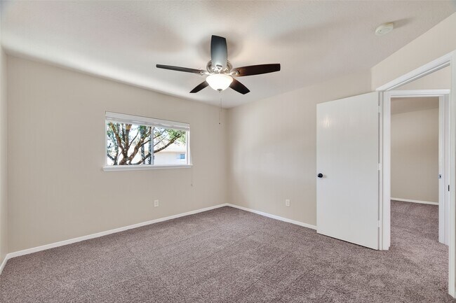 Building Photo - 5118 Cherry Blossom Dr