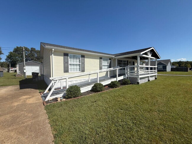 Building Photo - 3 Bed 2 Bath in Almo