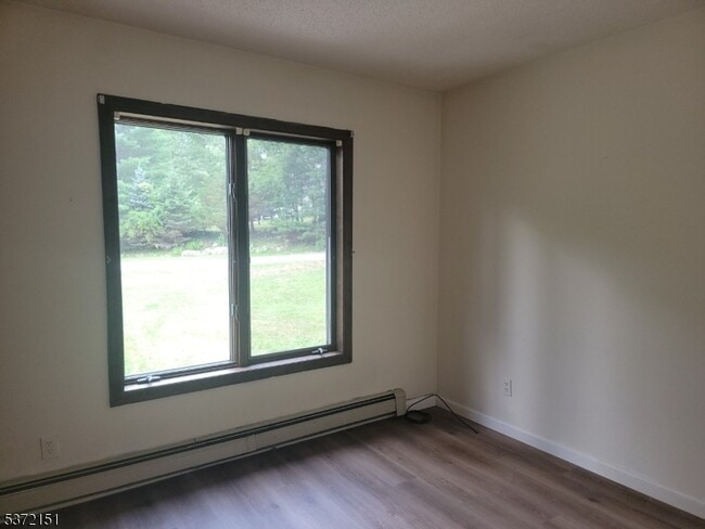 Building Photo - 118 Tomahawk Terrace