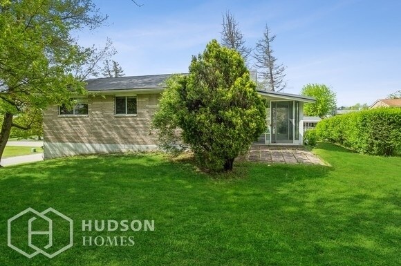Building Photo - 19 Janyce Dr