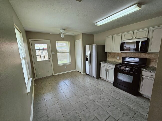 Building Photo - 2506 Teal Run Pl Dr