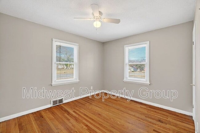 Building Photo - 8280 Frost Ave