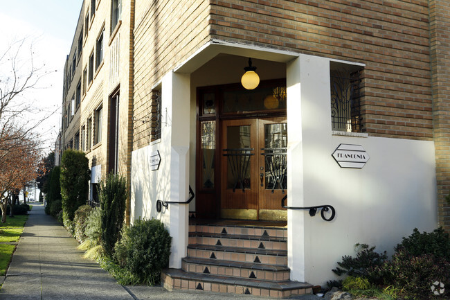 Building Photo - Franconia Apartments