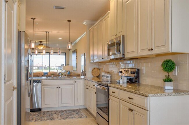 Building Photo - 13605 Messina Loop