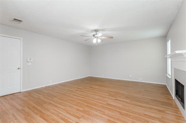 Building Photo - 1308 Dundee Dr