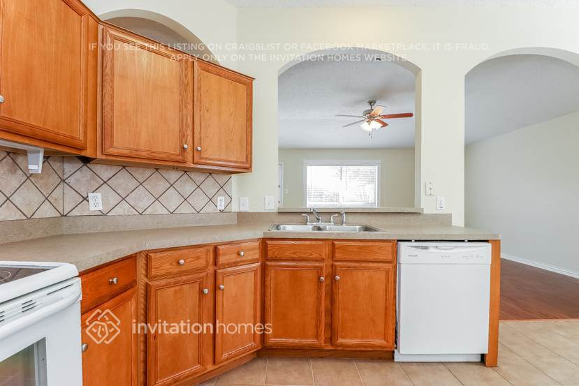 Building Photo - 8724 Eaglestone Way