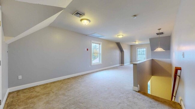 Building Photo - Spacious 2-Bedroom Townhouse with Loft – P...
