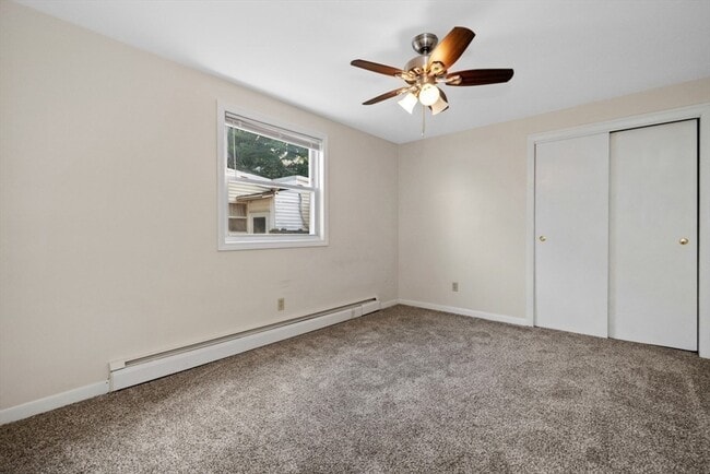 Building Photo - 623 Quincy Shore Dr