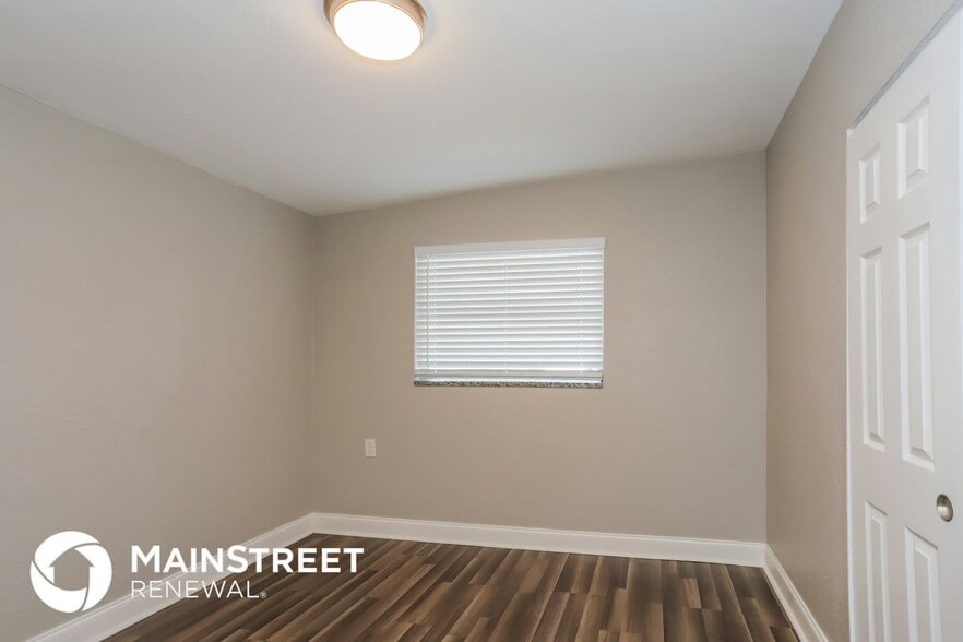 Building Photo - 1960 Cecil St