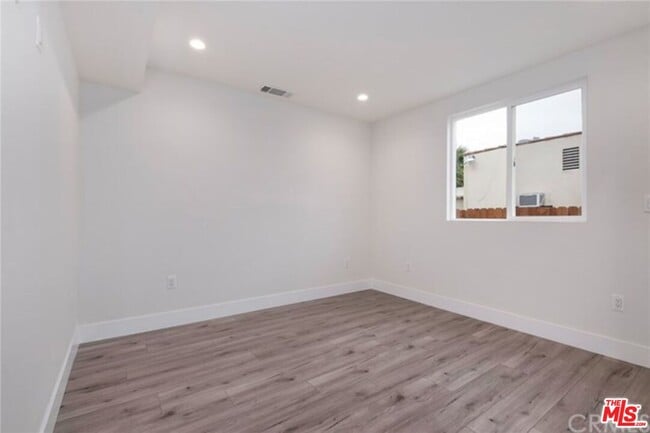 Building Photo - 2319 Redondo Blvd