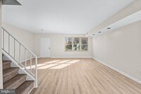 Building Photo - 3964 Bainbridge Ct