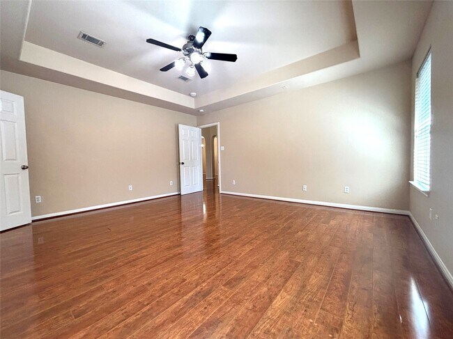 Building Photo - 19123 Center Park Dr