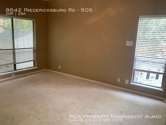 Building Photo - 8642 Fredericksburg Rd