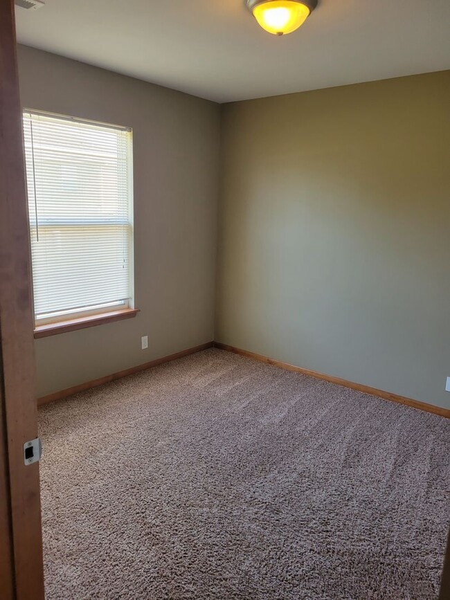 Building Photo - 1109 Kimmy Lane