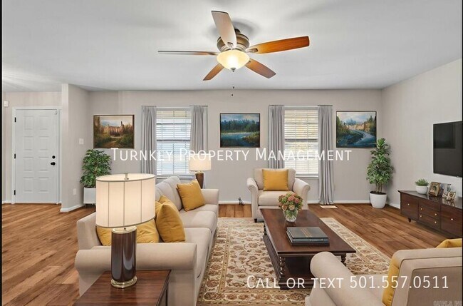 Building Photo - 2 Forest Maple Ct