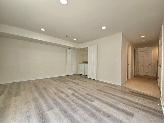 Building Photo - 15328 Elizabeth Burbage Loop