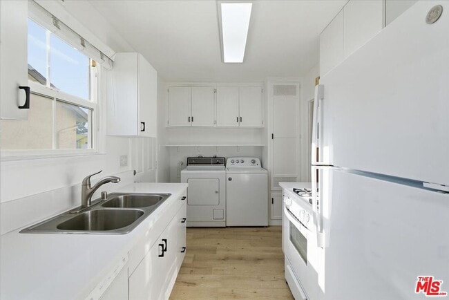 Building Photo - 2513 190th St