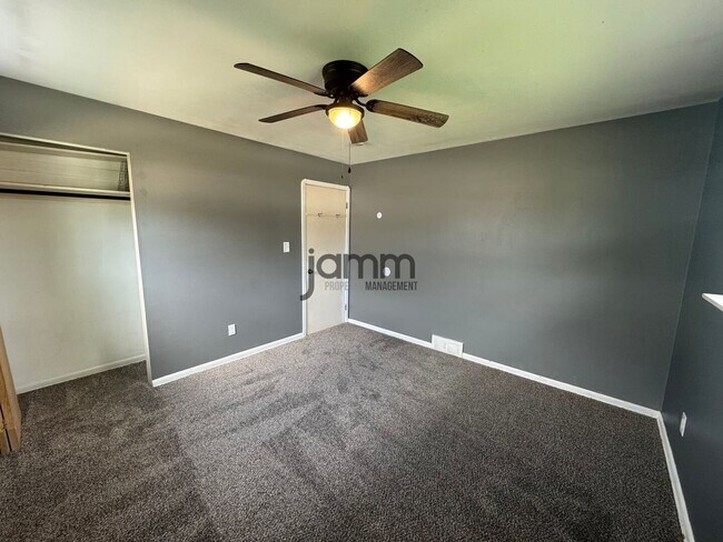 Building Photo - 14635 Sylvia Dr
