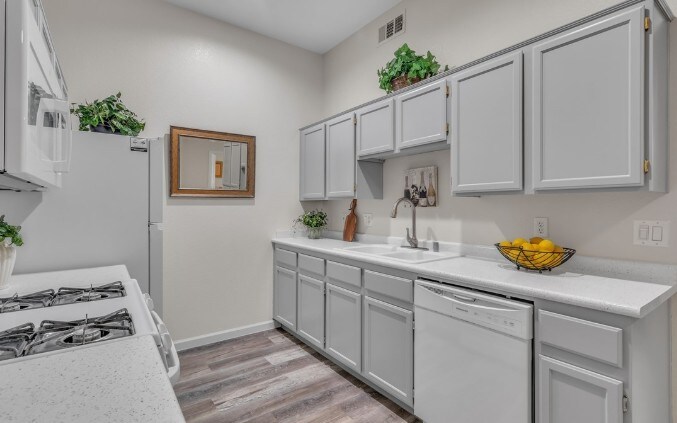 Building Photo - 700 Carnegie St