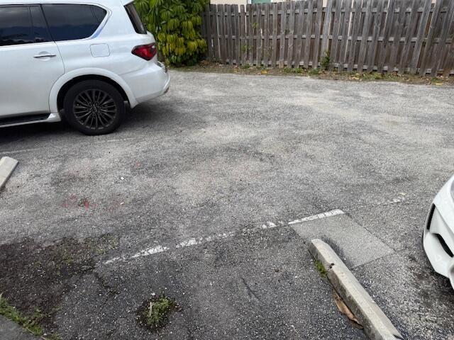 Building Photo - 405 53rd St