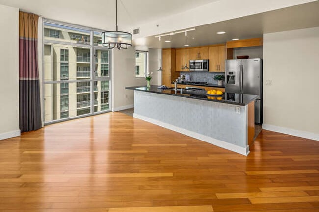Building Photo - 3812 Park Blvd