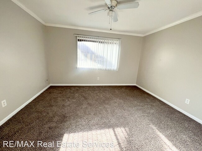 Building Photo - 1 br, 1 bath House - 7000 Creswell Unit 224