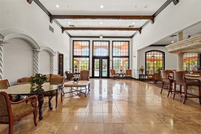 Building Photo - 4152 Central Sarasota Pkwy